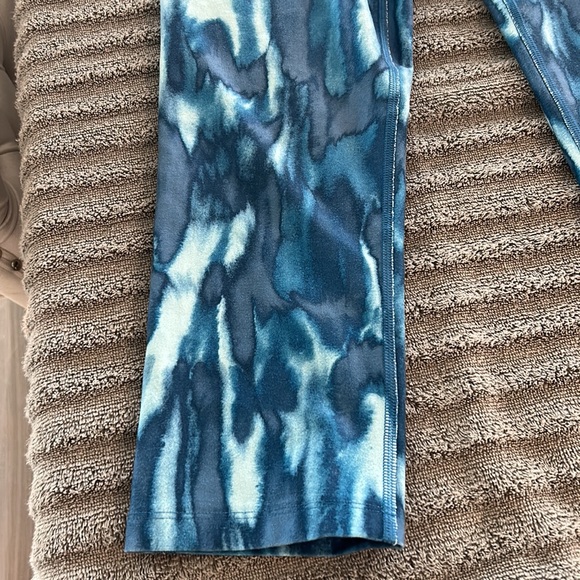 Nike “DRI FIT” Capri leggings - Picture 5 of 7